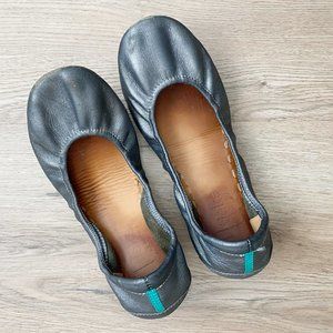Size 7 Tieks by Gavrieli in Pewter Metallic